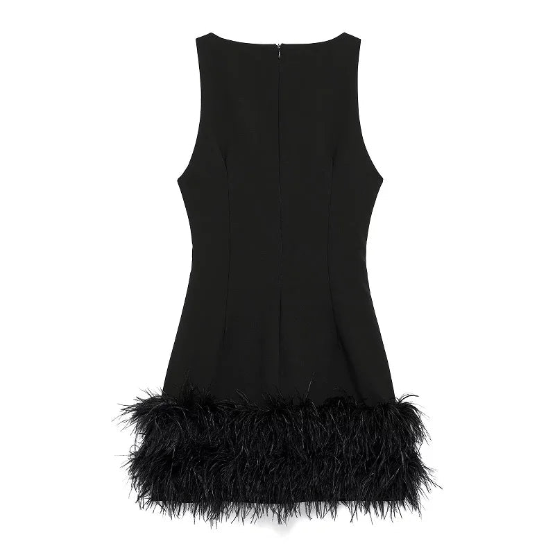 Polly - Kurzes Kleid mit schwarzen Federn
