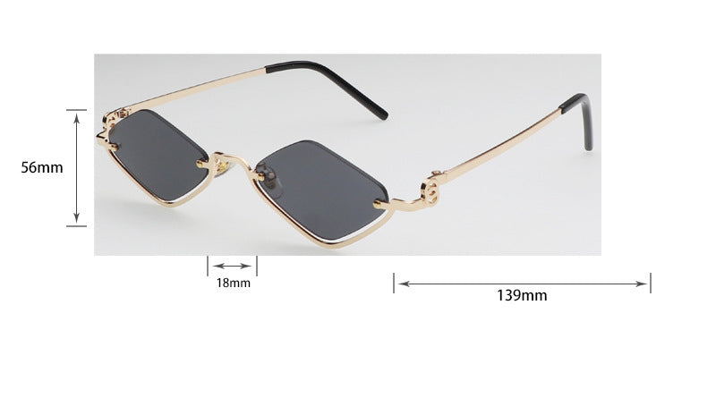 Futuristische Diamant-Sonnenbrille mit goldfarbenem Rahmen
